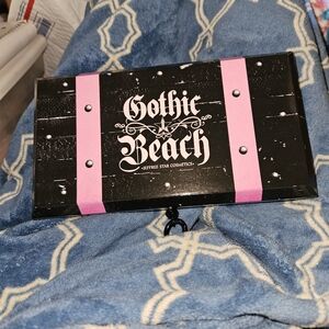 Jeffree Star Gothic Beach Palette